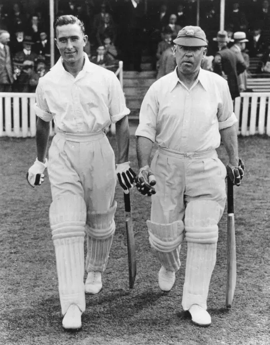 Impresión enmarcada : Denis Compton y Patsy Hendren en el ovalo de Londres
