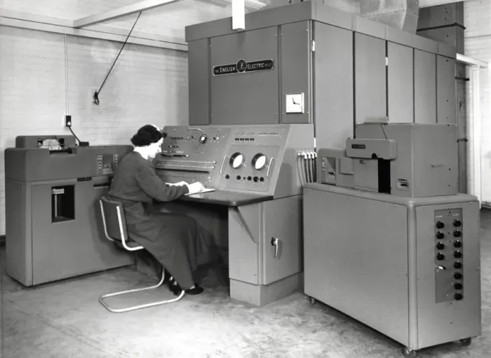 Impresión enmarcada : Computadora DEUCE, 1956
