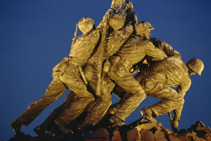 Impresión enmarcada : Estatuas de la U Impresión enmarcada : Estatuas de la U