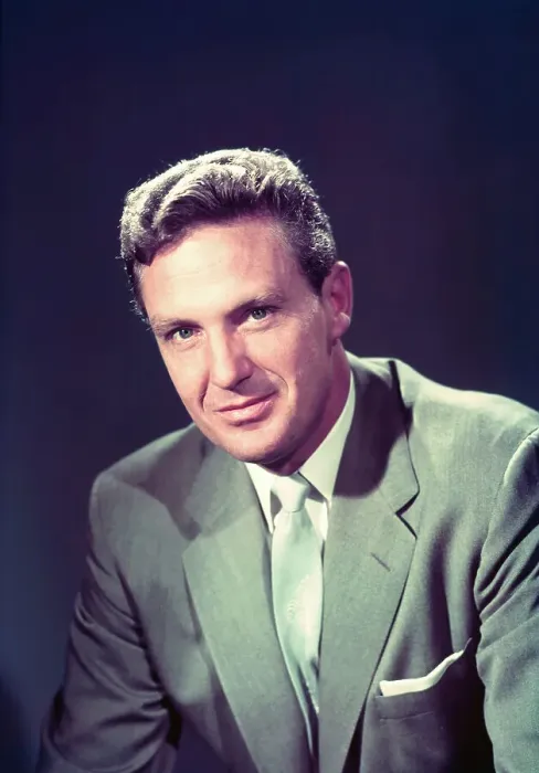 Impresión enmarcada : El actor Robert Stack.