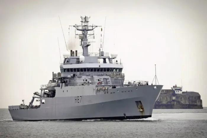 Impresión enmarcada : HMS Echo. El buque de sondeos de la Marina Real HMS Echo