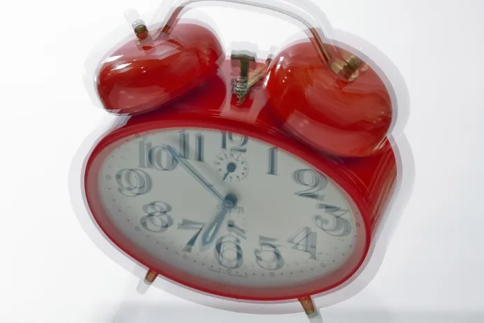 Impresión enmarcada : Reloj despertador sonando