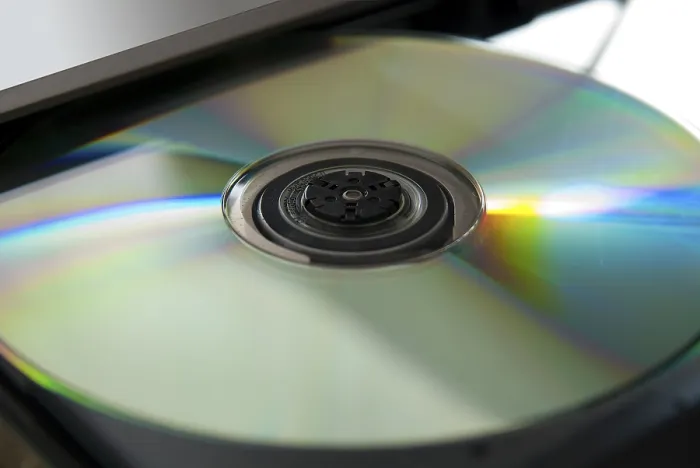 Impresión enmarcada : CD en el drive.