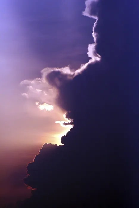 Impresión enmarcada : Nubes en backlight. Impresión enmarcada : Nubes en backlight.