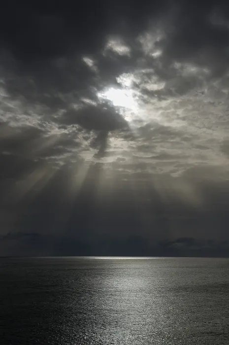 Impresión enmarcada : Formación de nubes dramática, atmósfera tormentosa. Impresión enmarcada : Formación de nubes dramática, atmósfera tormentosa.