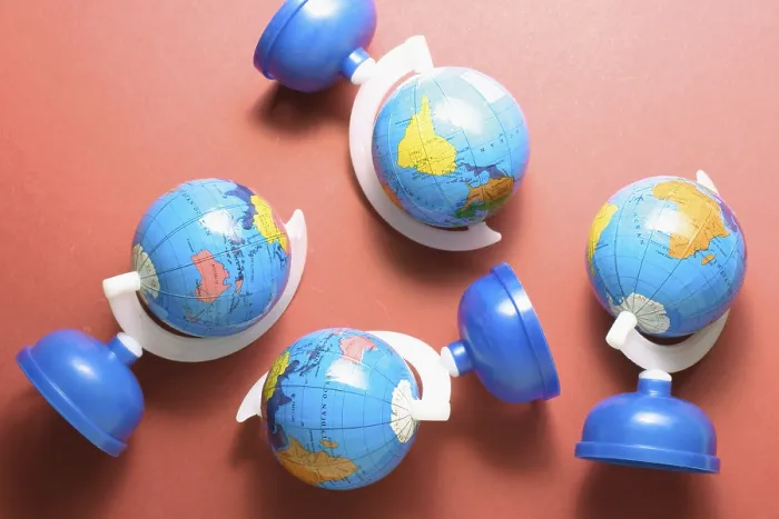 Impresión enmarcada : Globes