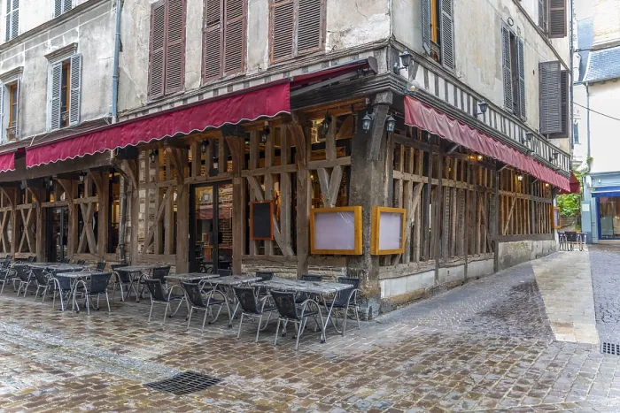 Impresión enmarcada : Impresión de Troyes. Impresión enmarcada : Impresión de Troyes.