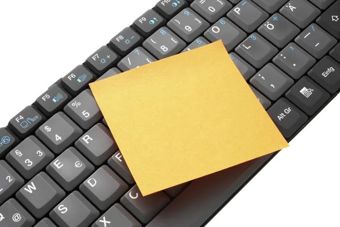 Impresión enmarcada : Teclado con bloc de notas.