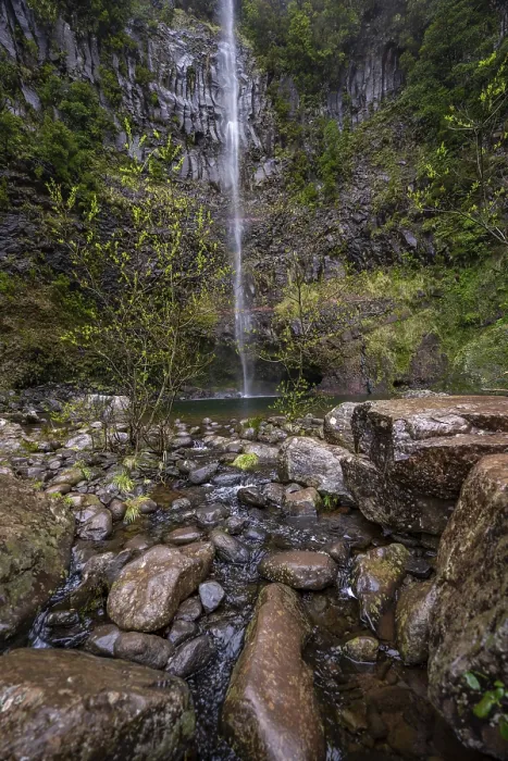 Impresión enmarcada : Lagoa do Vento con Catarata de Risco Superior Impresión enmarcada : Lagoa do Vento con Catarata de Risco Superior