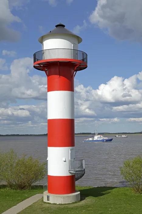 Impresión enmarcada : Faro en el río Elba, Luhe.