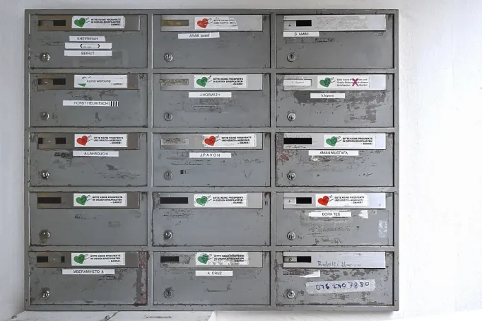 Impresión enmarcada : Mailboxes
