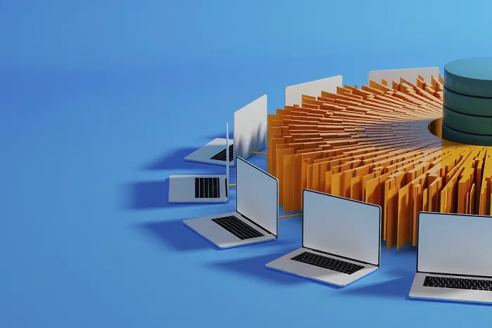 Impresión enmarcada : Múltiples laptops rodean un centro de datos central. Impresión enmarcada : Múltiples laptops rodean un centro de datos central.