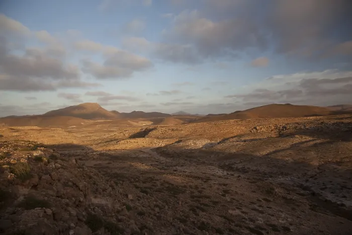 Impresión enmarcada : Paisaje áspero. Impresión enmarcada : Paisaje áspero.