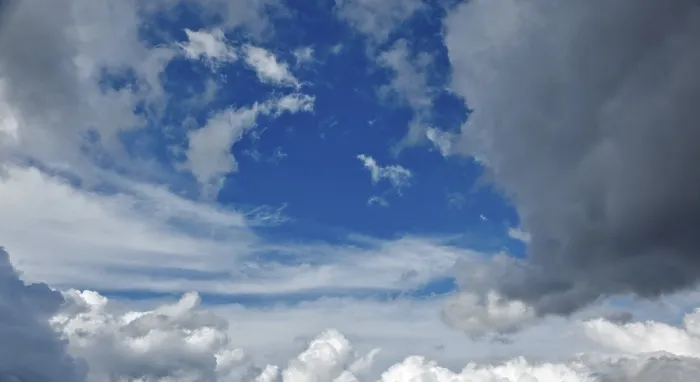 Impresión enmarcada : Cielo con nubes. Impresión enmarcada : Cielo con nubes.