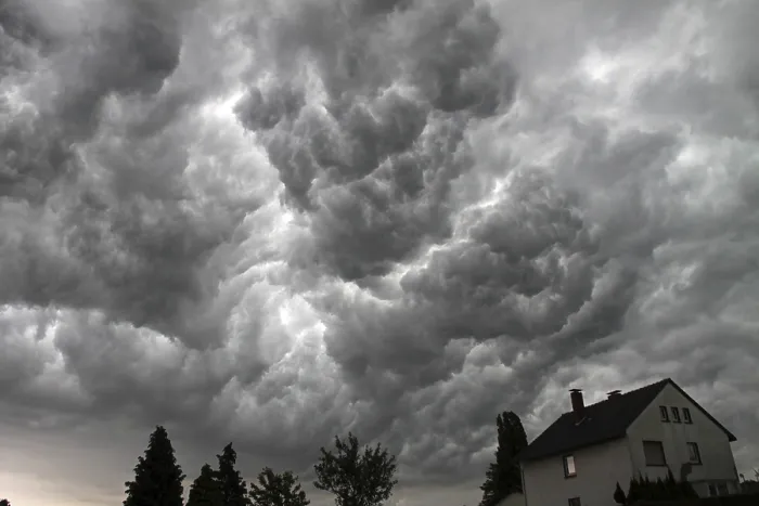 Impresión enmarcada : Nubes tormentosas Impresión enmarcada : Nubes tormentosas