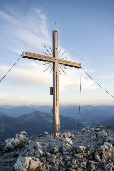 Impresión enmarcada : Cruz de cumbre del Scheffauer.
