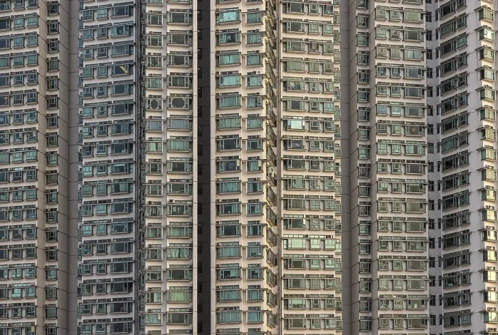 Impresión enmarcada : Las muchas ventanas del edificio. Impresión enmarcada : Las muchas ventanas del edificio.