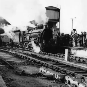Bristol Temple Meads Print: Castle Class Locomotive No 7029 Clun Castle Bristol Temple Meads Print: Castle Class Locomotive No 7029 Clun Castle