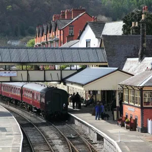 Llangollen Railway Print: A Dee Valley Gem