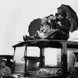 Epsom Derby Spectators Print, 27th May 1925