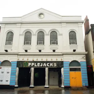 La apertura del club nocturno Applejacks, Reading. 2 de enero de 1998.