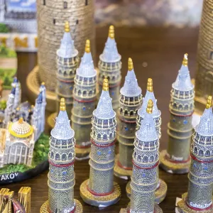 Conjuntos de modelos de la Torre de Galata.