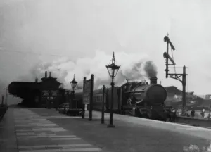 El Cheltenham Flyer en la estación de Didcot, Oxfordshire, alrededor de las décadas del 30