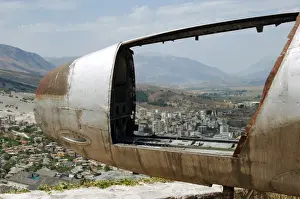 Cold War History Imprime: Albania. Gjirokaster viewed through the cockpit of the Ameri