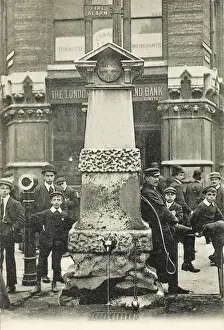 London Street Scene Imprime: The Aldgate Pump