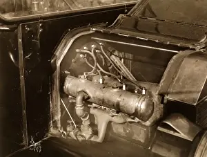 Antique Automobile Pictures Imprime: Car engine