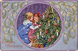 Festive Home Decor Ideas Imprime: Decking the Tree