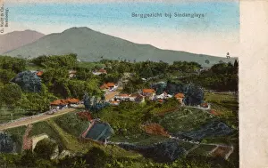 Indonesian Mountain Scenery Imprime: General view of Sindanglaya, Java, Indonesia