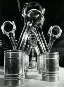 Biela y piston - Motor Deltic