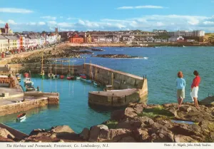 Condado De Londonderry Imprime: El Puerto y Paseo Marítimo, Portstewart, Condado de Derry del Norte