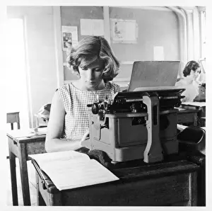 Vintage Office Equipment Imprime: Learning to Type