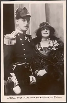 Mountbatten Family History Imprime: Mountbatten Postcard