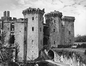 Monmouthshire History Imprime: Raglan Castle
