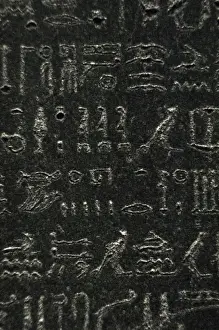 British Museum London Collection Imprime: The Rosetta Stone. Hieroglyphic scripture
