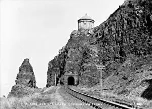 Túnel Imprime: Pila y Pared de Mar en el Cañón del Bajo, Condado de Londres Norte