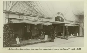 Exposición de la compañía gramófica HMV El Voz de sus Señores en el pabellón del Imperio Británico, Exposición Imperial Británica