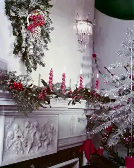 Historical Christmas Customs Imprime: Wreath, Decking, Tree