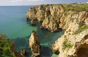 Ponta Da Piedade Cliffs Imprime: Eroding cliffs, stacks and islets at Ponta da Piedade, near Lagos, Algarve, Portugal