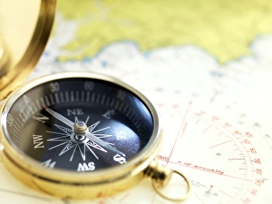 Compass Navigation Imprime: Compass on a map