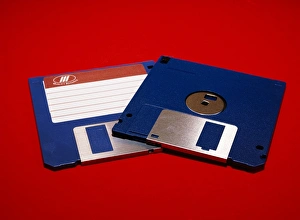 Impresiones de Disco flexibles de computadora. Discos flexibles de 3,5 pulgadas usados para almacenar datos del ordenador Imágenes de septiembre de 2005: Discos flexibles de computadora