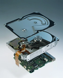 Impresiones de La asamblea de disco duro del ordenador Imágenes de julio de 2003: Montaje de disco duro del ordenador