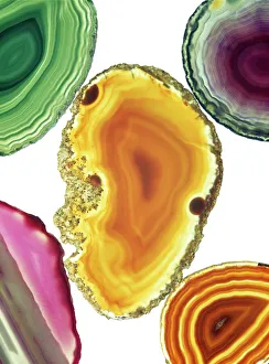 Impresiones de Corta piedras de ágata. Variedad assortment cut and polished rocks agates. La piedra ágata es una variety de cuarzo (oxido silicon). Los colores son producidos por impurezas en el mineral Imágenes fechadas en 2003: Cortar ágatas
