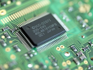 Impresiones de Circuito de microprocesador en una placa de circuito integral Imágenes de junio de 2008: Chip de procesador microelectrónico