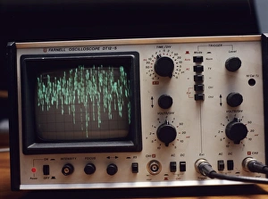 Imágenes fechadas en diciembre de 2004: Oscilloscope