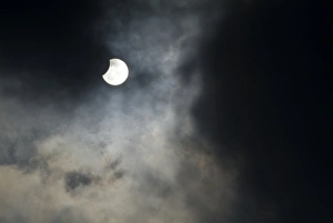 Solar Eclipse Imprime: Partial solar eclipse