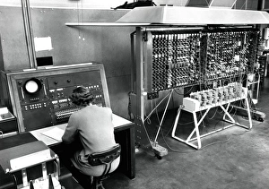 Imágenes de septiembre de 2008: Computadora de aeronáutica Pilot ACE, 1952
